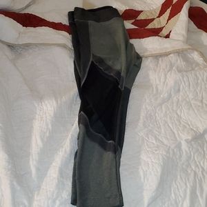 Slightly used yoga/ workout pants